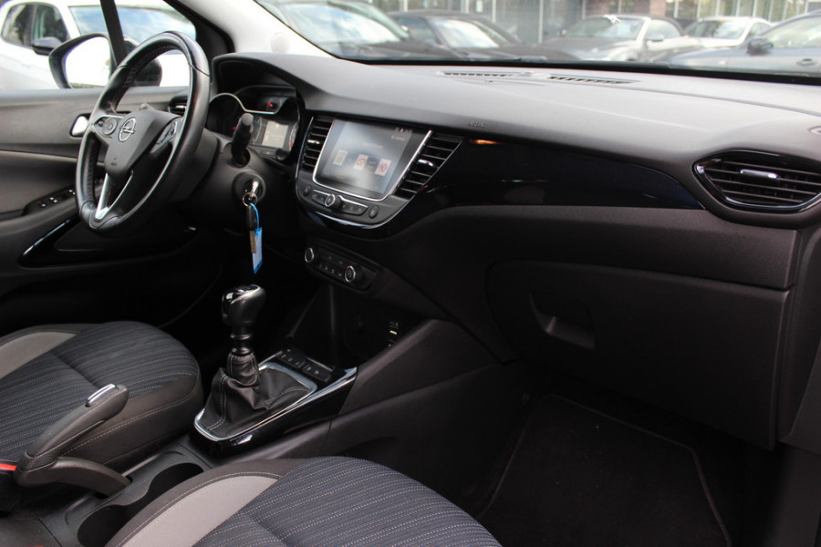 Opel Crossland X 1.2 Turbo 120 Jaar Edition / Navigatie / Parkeerhulp achter / 16'' / CarPlay / Cruise Control