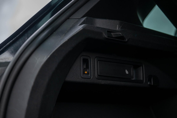 Volkswagen Tiguan 1.4 TSI 4Motion R-Line Camera Trekhaak Orig NL