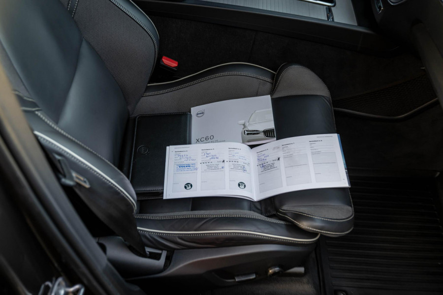 Volvo XC60 2.0 B5 R-Design Memory Camera Trekhaak Orig NL