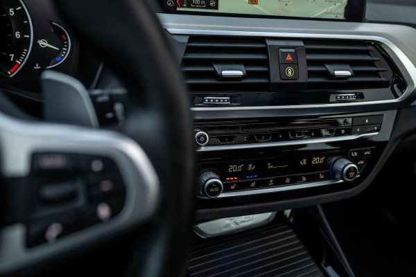 BMW X3 xDrive20i M-Sport Stoelventilatie Trekhaak Pano