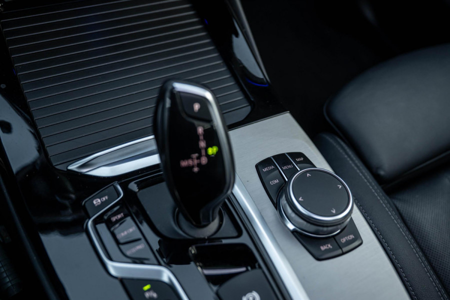 BMW X3 xDrive20i M-Sport Stoelventilatie Trekhaak Pano