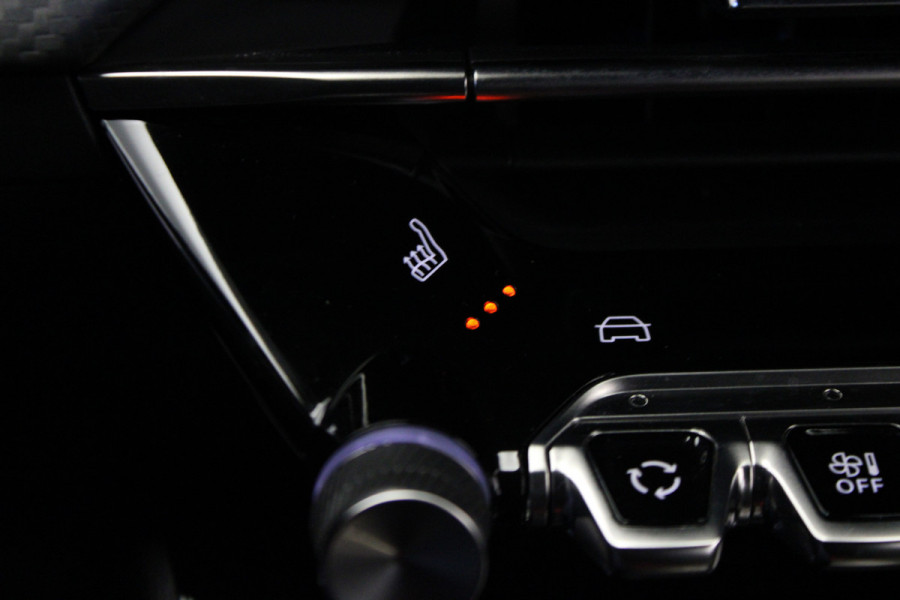 Peugeot 2008 1.2 PureTech 130 Allure |Stoelverw.|Camera|Navi|