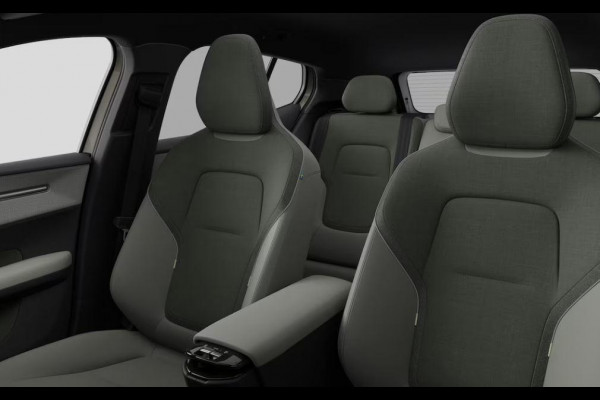 Volvo EX30 272PK Single Motor Extended Range Europa 69 kWh / Adaptive Cruise control / Extra getint glas / Climate Pack / Achteruitrijcamera / Elektrisch verstelbare stoelen / Parkeersensoren V+A