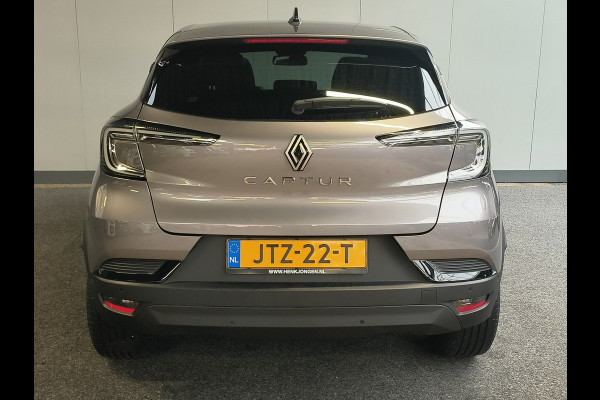 Renault Captur 1.3 mild hybrid 160 techno Automaat uit 2025 Rijklaar + fabrieksgarantie tot 06-2028 Henk Jongen Auto's in Helmond,  al 50 jaar service zoals 't hoort!