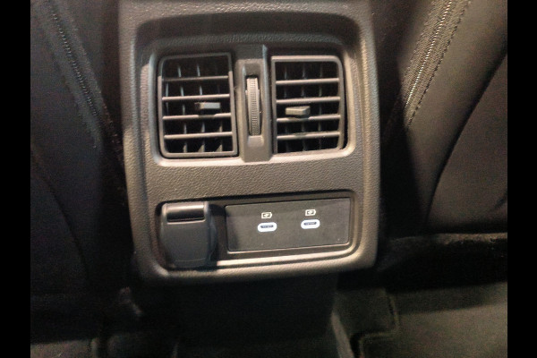 Renault Captur 1.3 mild hybrid 160 techno Automaat uit 2025 Rijklaar + fabrieksgarantie tot 06-2028 Henk Jongen Auto's in Helmond,  al 50 jaar service zoals 't hoort!