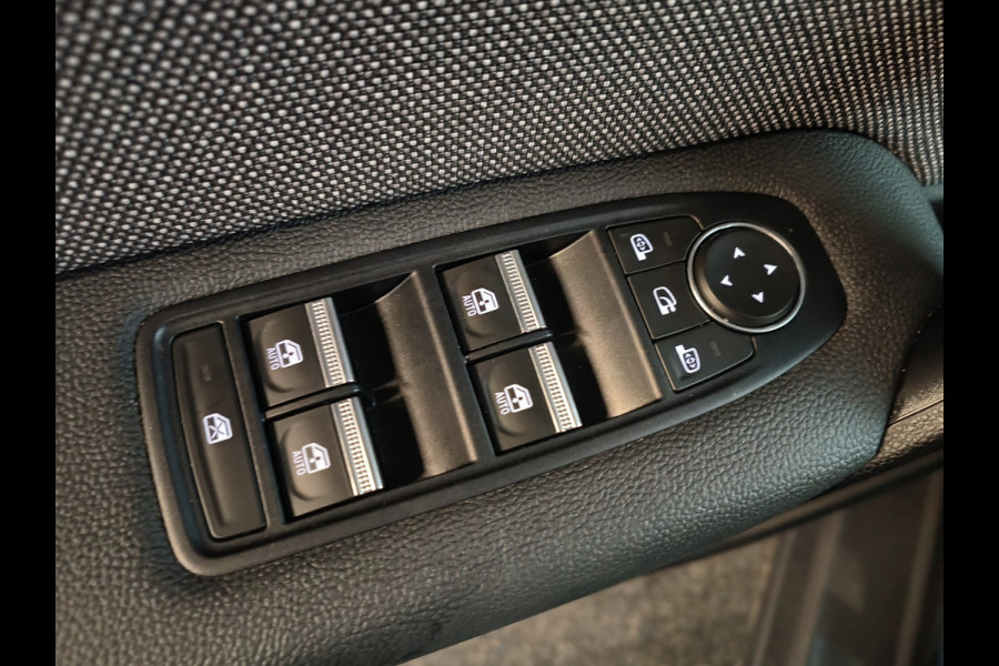 Renault Captur 1.3 mild hybrid 160 techno Automaat uit 2025 Rijklaar + fabrieksgarantie tot 06-2028 Henk Jongen Auto's in Helmond,  al 50 jaar service zoals 't hoort!