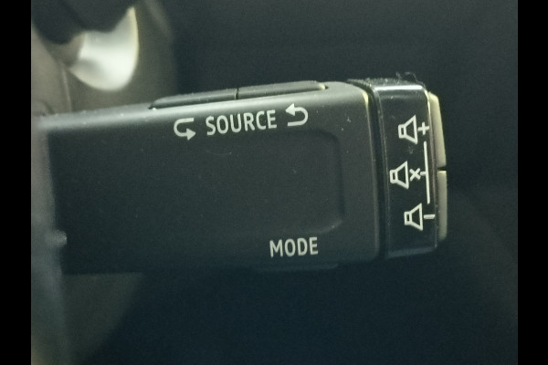 Renault Captur 1.3 mild hybrid 160 techno Automaat uit 2025 Rijklaar + fabrieksgarantie tot 06-2028 Henk Jongen Auto's in Helmond,  al 50 jaar service zoals 't hoort!