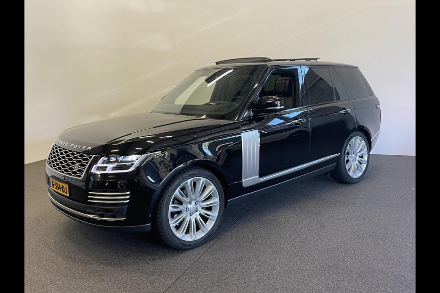 Land Rover Range Rover 3.0 TDV6 Autobiography Trekhaak Panoramadak Navigatie Apple Carplay/Android Auto Adaptive Cruise Control Camera Parkeersensoren Head-up Display Stoelverwarming en verkoeling Stuurverwarming Matrix Ledkoplampen Getinte ramen Luchtvering