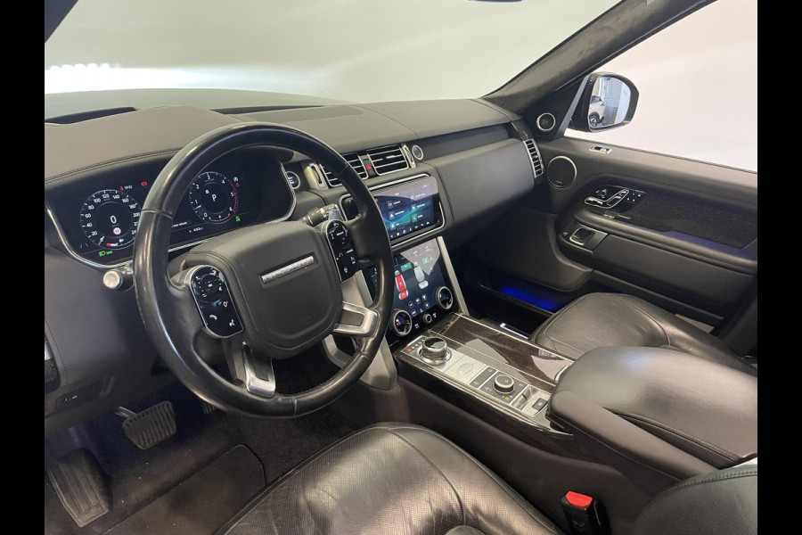 Land Rover Range Rover 3.0 TDV6 Autobiography Trekhaak Panoramadak Navigatie Apple Carplay/Android Auto Adaptive Cruise Control Camera Parkeersensoren Head-up Display Stoelverwarming en verkoeling Stuurverwarming Matrix Ledkoplampen Getinte ramen Luchtvering