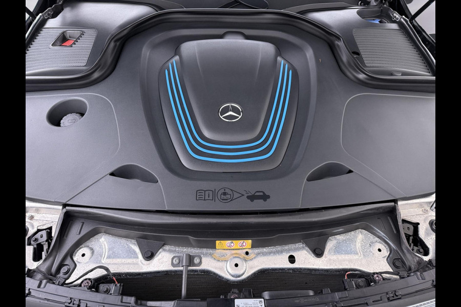 Mercedes-Benz EQC 400 4MATIC Business Solution AMG 80 kWh | SOH 94% | ADAPTIVE CRUISE CONTROL| ELEK. ACHTERKLEP| CAMERA| COMPLETE AUTO|