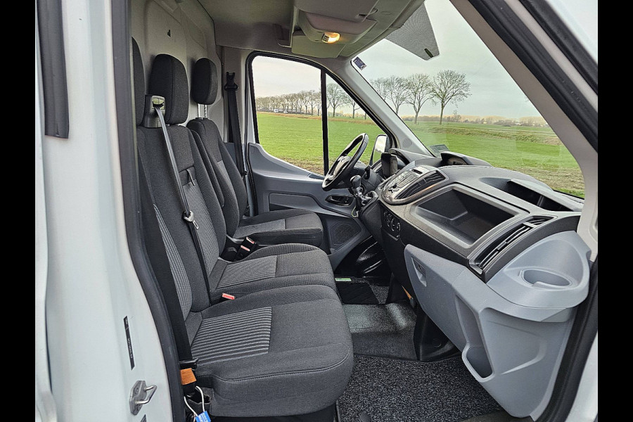 Ford Transit 350 2.0 TDCI L3H2 Trend Laadklep Airco Cruise 3 Zits Euro6 130 PK!