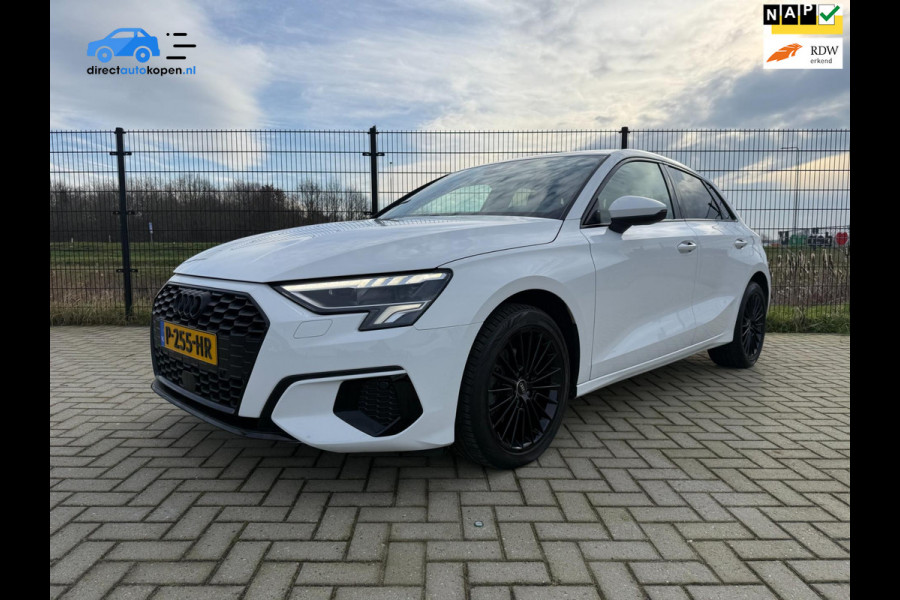 Audi A3 Sportback 35 TFSI Advanced edition | Black edition | Sportstoelen | PDC | Carplay