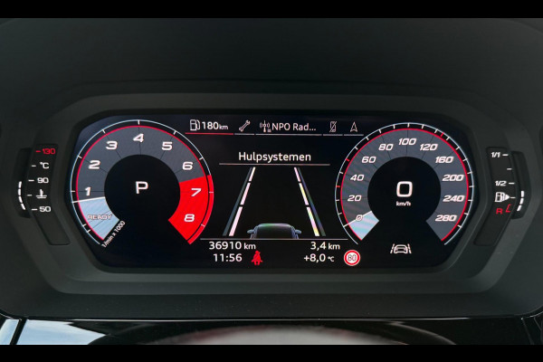 Audi A3 Sportback 35 TFSI Advanced edition | Black edition | Sportstoelen | PDC | Carplay