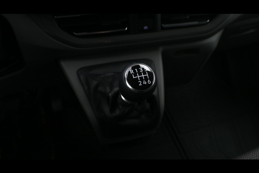 Volkswagen Transporter L1H1 2.0 TDI 150PK Life-Intro / Direct leverbaar / BPM-vrij .