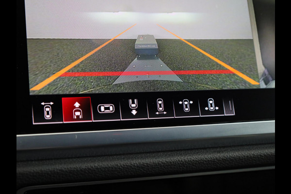 Audi Q3 Sportback 45 TFSI quattro edition one 230pk | Navigatie | Parkeercamera | B&O Audio | Panoramadak | Lederen bekleding