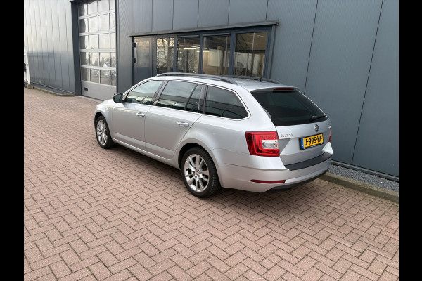 Škoda Octavia Combi 1.0 TSi 115pk Business Edition LEDER/NAVI/CARPLAY/CRUISE/PDC/WINTERPACK