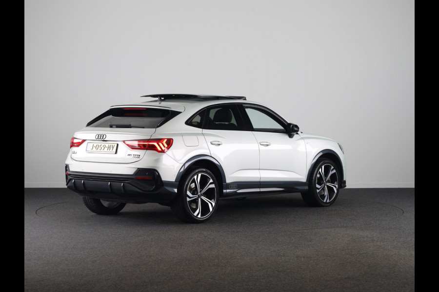 Audi Q3 Sportback 45 TFSI quattro edition one 230pk | Navigatie | Parkeercamera | B&O Audio | Panoramadak | Lederen bekleding