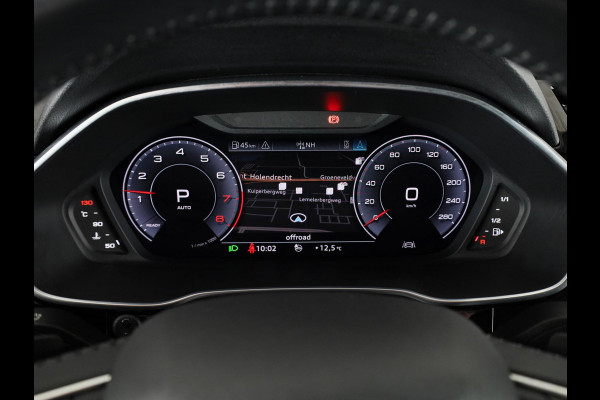 Audi Q3 Sportback 45 TFSI quattro edition one 230pk | Navigatie | Parkeercamera | B&O Audio | Panoramadak | Lederen bekleding