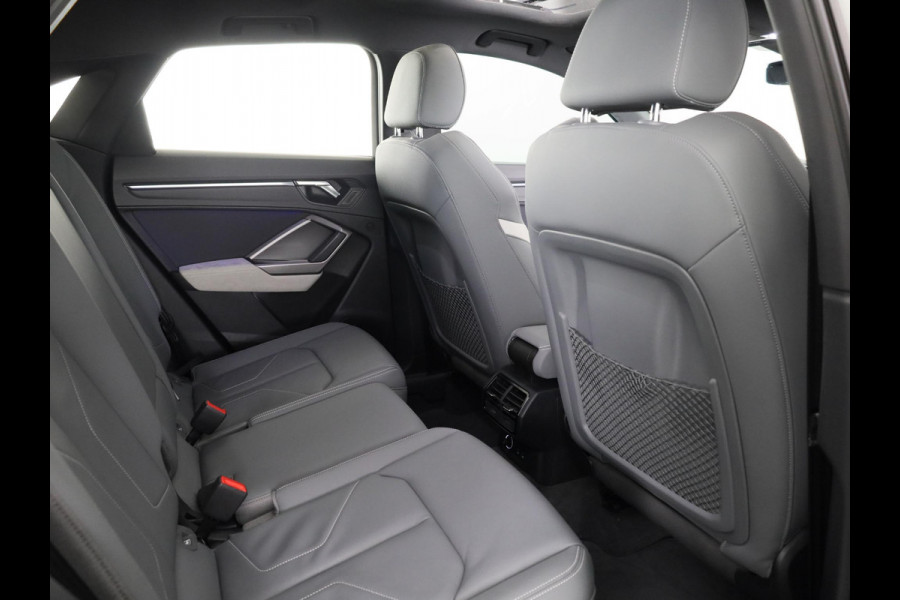 Audi Q3 Sportback 45 TFSI quattro edition one 230pk | Navigatie | Parkeercamera | B&O Audio | Panoramadak | Lederen bekleding