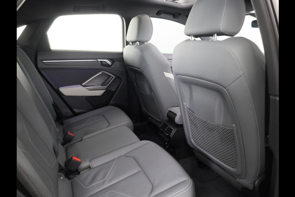Audi Q3 Sportback 45 TFSI quattro edition one 230pk | Navigatie | Parkeercamera | B&O Audio | Panoramadak | Lederen bekleding