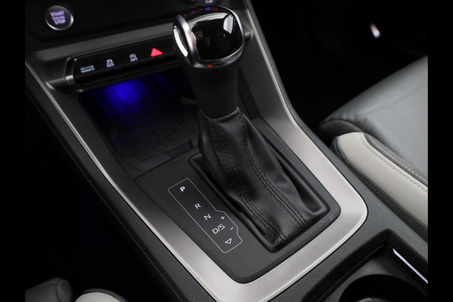 Audi Q3 Sportback 45 TFSI quattro edition one 230pk | Navigatie | Parkeercamera | B&O Audio | Panoramadak | Lederen bekleding