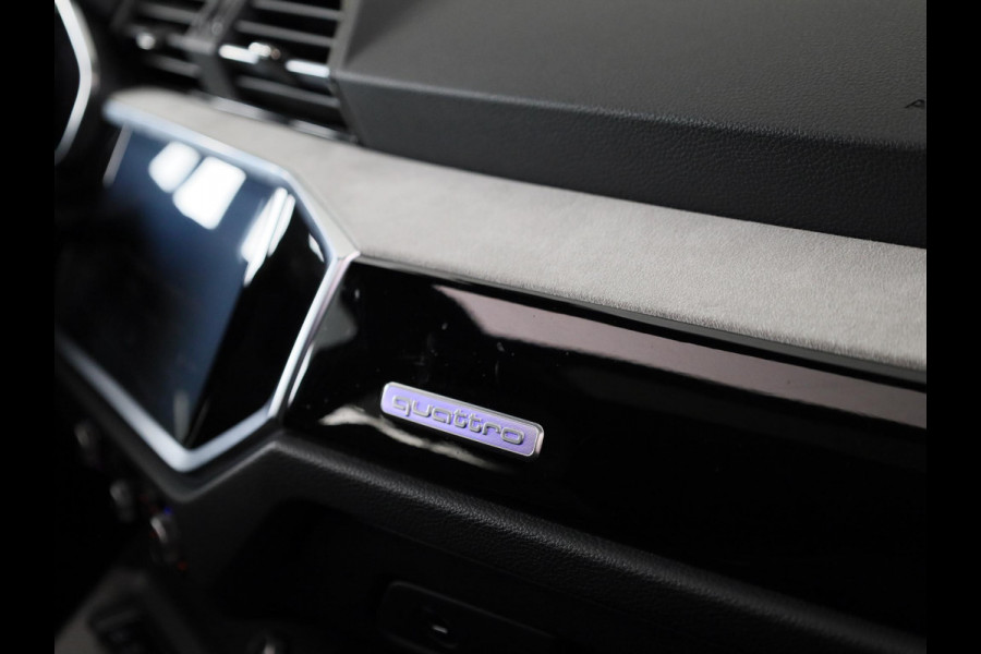 Audi Q3 Sportback 45 TFSI quattro edition one 230pk | Navigatie | Parkeercamera | B&O Audio | Panoramadak | Lederen bekleding