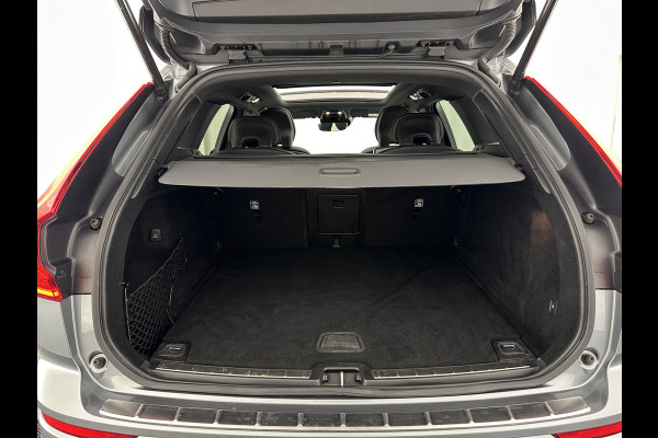 Volvo XC60 2.0 B5 Business Pro R-Design (INCL.BTW) Aut. *PANO | LUXURY-LEATHER | FULL-LEATHER | MEMORY-PACK | HEATED-SPORTSEATS | CAMERA | NAVI-FULLMAP | SHIFT-PADDLES | PRIVACY-GLASS | AIR-SUSPENSION | ECC | PDC | CRUISE | 19''ALU