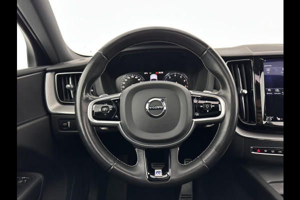 Volvo XC60 2.0 B5 Business Pro R-Design (INCL.BTW) Aut. *PANO | LUXURY-LEATHER | FULL-LEATHER | MEMORY-PACK | HEATED-SPORTSEATS | CAMERA | NAVI-FULLMAP | SHIFT-PADDLES | PRIVACY-GLASS | AIR-SUSPENSION | ECC | PDC | CRUISE | 19''ALU