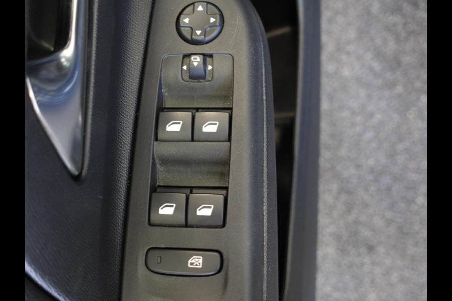 Opel Corsa 1.2 Turbo 110pk Hybrid GS Airco | Cruise control | Parkeersensoren | Apple Carplay/ Android Auto | Navigatie | Lichtmetalen velgen | LED