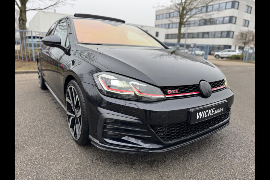 Volkswagen Golf 2.0 TSI GTI Performance Pano Virtual 245 PK ACC Camera standkachel trekhaak