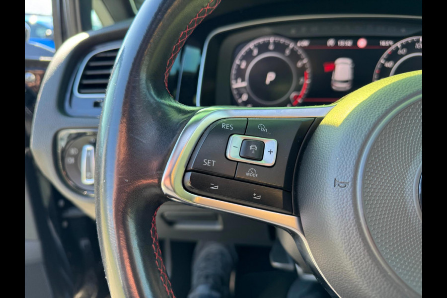 Volkswagen Golf 2.0 TSI GTI Performance Pano Virtual 245 PK ACC Camera standkachel trekhaak