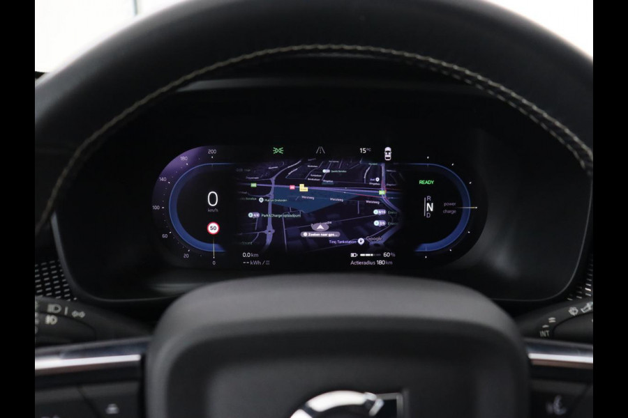 Volvo XC40 Recharge P8 AWD R Design | Trekhaak | Leder/Alcantara | Stoel & stuurverwarming | Keyless | Navigatie | Adaptive cruise | Carplay | Full LED
