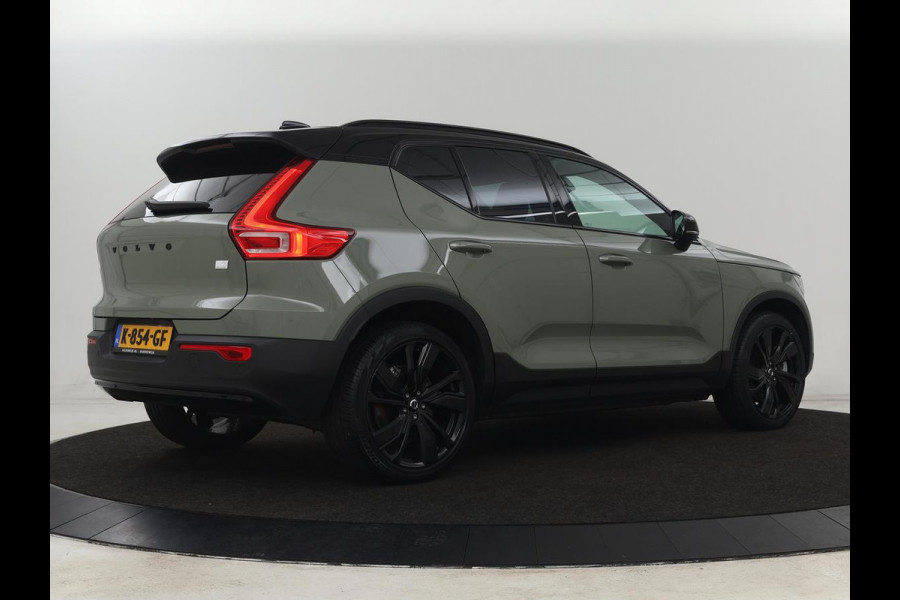 Volvo XC40 Recharge P8 AWD R Design | Trekhaak | Leder/Alcantara | Stoel & stuurverwarming | Keyless | Navigatie | Adaptive cruise | Carplay | Full LED