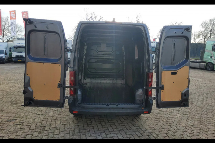 Renault Master 150.35 - L2H2 GESLOTEN - GRIJS ASFALT METALLIC - EURO 6 - TREKHAAK - V-32-JZF - BPM VRIJ!
