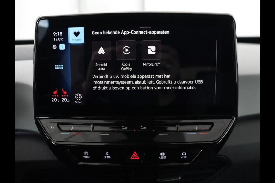 Volkswagen ID.3 First Plus 58 kWh | Stoel & stuurverwarming | Camera | Adaptive cruise | Sfeerverlichting | Carplay | Navigatie | Matrix LED | Parkeerhulp | Sfeerverlichting | Climate control