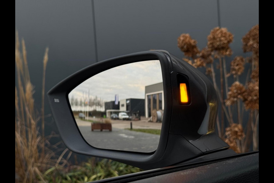 Seat Ateca 1.5 TSI FR Bns Int. VIRTAUL CAMERA LEDER LED SPORTVELGEN