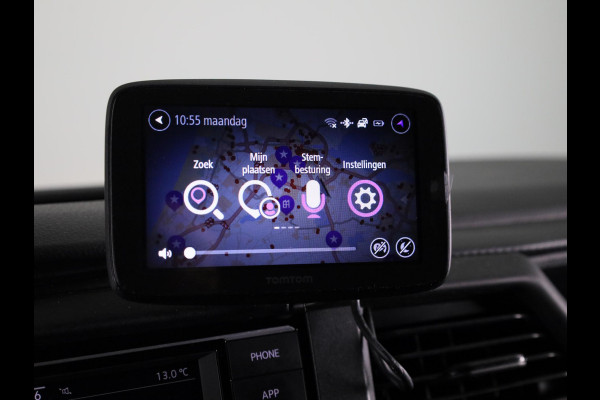 Volkswagen Transporter 2.0 TDI L2H1 32 110 pk | Navigatie via App | Trekhaak | Parkeersensoren achter | Cruise control |