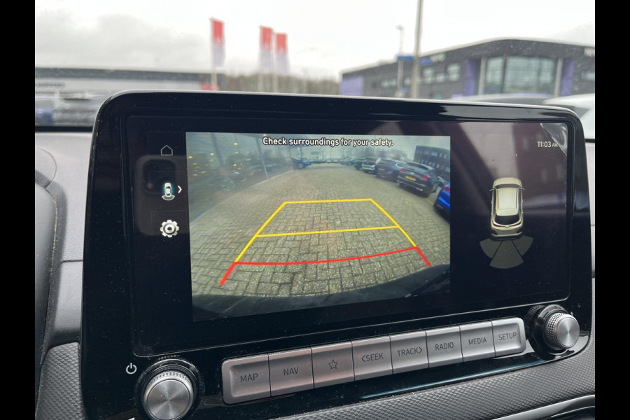 Hyundai KONA ELECTRIC Comfort 64 kWh | Stoelverwarming | Camera |  Audio-navigatiesysteem | Automatische airconditioning