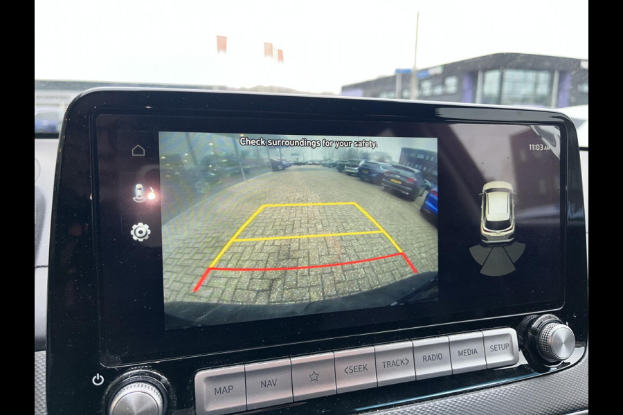Hyundai KONA ELECTRIC Comfort 64 kWh | Stoelverwarming | Camera |  Audio-navigatiesysteem | Automatische airconditioning