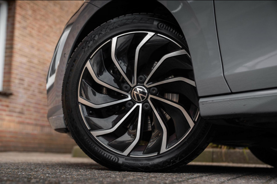 Volkswagen Golf 1.0 TSI Life 110 PK 1e Eig Adaptive Pano Sfeerverl. LED 17''