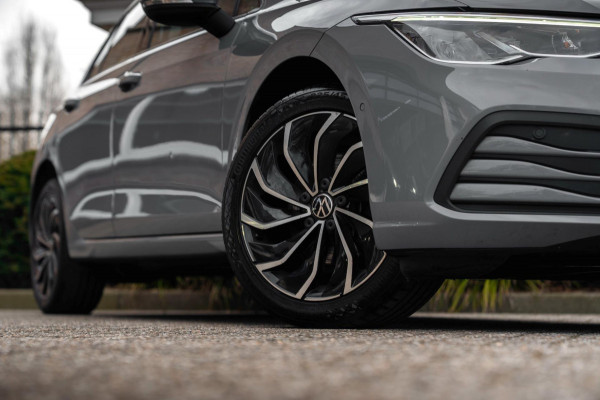 Volkswagen Golf 1.0 TSI Life 110 PK 1e Eig Adaptive Pano Sfeerverl. LED 17''