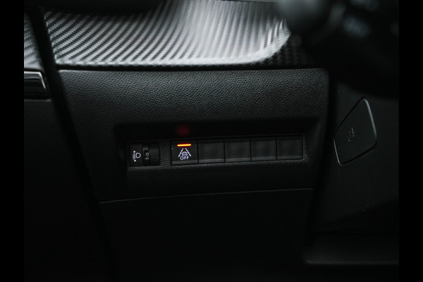 Peugeot e-2008 EV Allure 50 kWh [ 3-Fase ] {SOH-84%} (INCL-BTW) *PANO | LEATHER-FABRIC | FULL-LED | SPORT-SEATS | DIGI-COCKPIT | CAMERA | KEYLESS | PRIVACY-GLASS | DAB+ | NAVI-FULLMAP | ECC | CARPLAY | LANE-ASSIST | PDC | CRUISE | 17''ALU*