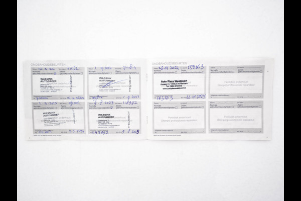 Peugeot e-2008 EV Allure 50 kWh [ 3-Fase ] {SOH-84%} (INCL-BTW) *PANO | LEATHER-FABRIC | FULL-LED | SPORT-SEATS | DIGI-COCKPIT | CAMERA | KEYLESS | PRIVACY-GLASS | DAB+ | NAVI-FULLMAP | ECC | CARPLAY | LANE-ASSIST | PDC | CRUISE | 17''ALU*