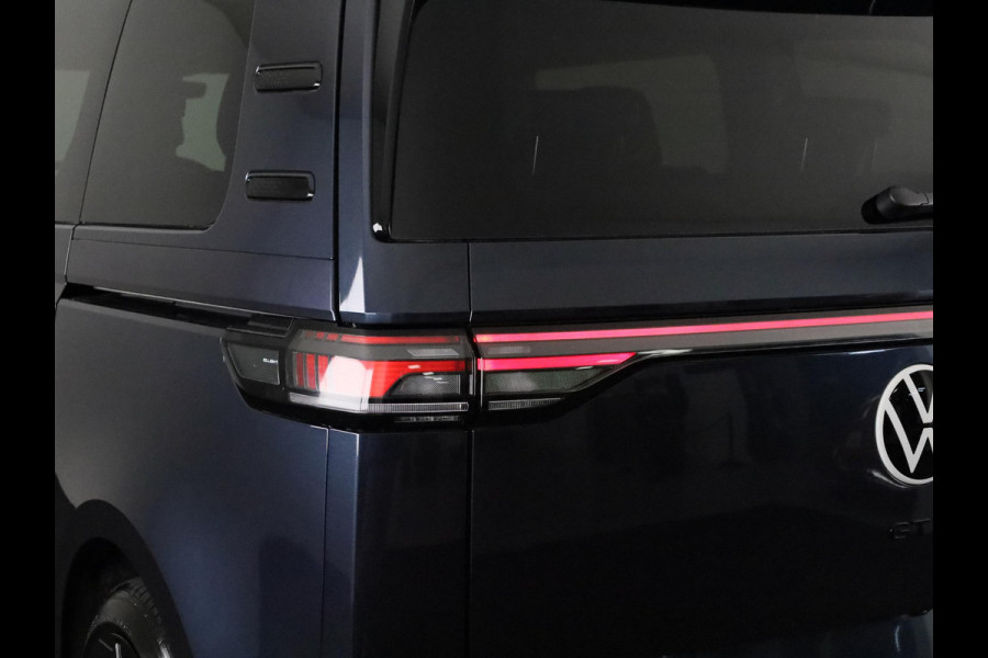 Volkswagen ID. Buzz GTX 86 kWh LWB 7p. 340 pk | Verlengde garantie | Navigatie | Trekhaak (wegklapbaar) | Parkeersensoren (Park assist) | Achteruitrijcamera | Stoelverwarming v/a |