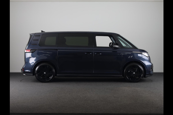 Volkswagen ID. Buzz GTX 86 kWh LWB 7p. 340 pk | Verlengde garantie | Navigatie | Trekhaak (wegklapbaar) | Parkeersensoren (Park assist) | Achteruitrijcamera | Stoelverwarming v/a |