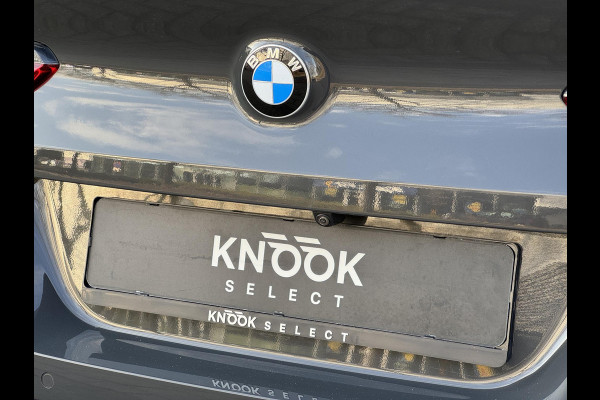 BMW 8 Serie M850i xDrive High Executive / 20 Inch / Active Cruise control / M Carbon exterieur / Soft close / Active Steering / Laserlicht