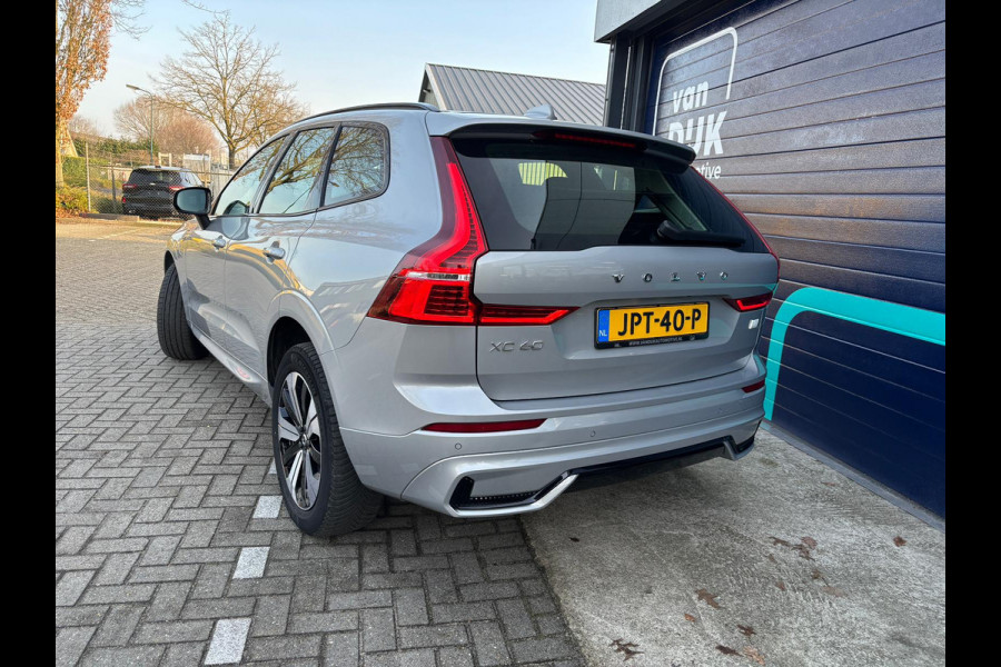Volvo XC60 2.0 T6 Plug-in hybrid AWD Plus Dark Lichtmetalen Velgen, Panorama Dak, Camera, Lederen bekleding
