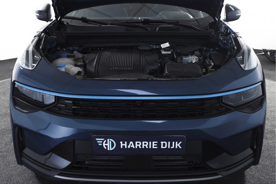 Lynk & Co 01 1.5 PHEV 261PK MY24 | Donkere hemel | 7.4 kWh Boordlader | Stoel-+Stuurverw. |  360 Camera | S/K-panodak | Adapt. Cruise | Memory | Elek. klep | LM 20" | 1401