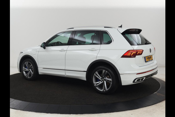 Volkswagen Tiguan 1.4 TSI eHybrid R Line | Trekhaak | Matrix LED | Carplay | Adaptive cruise | Park Assist | Navigatie | Keyless | Virtual Cockpit | Parkeerhulp | PHEV | Plug In