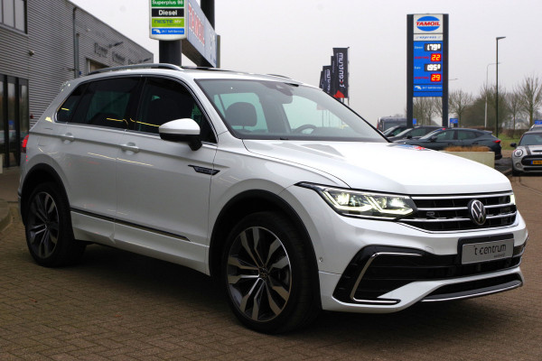 Volkswagen Tiguan 1.4 TSI 245 PK eHybrid R-Line BNS+ PHEV, Panoramadak, Trekhaak, IQ-Light